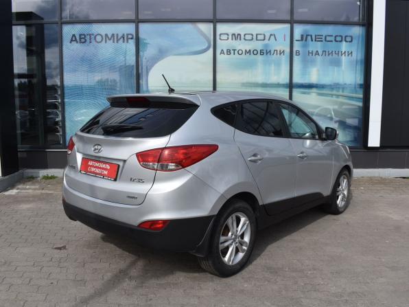 Hyundai ix35 I с пробегом 2012 года, цена 920 000 рублей, 211664 км, внедорожник, Автокод Объявления