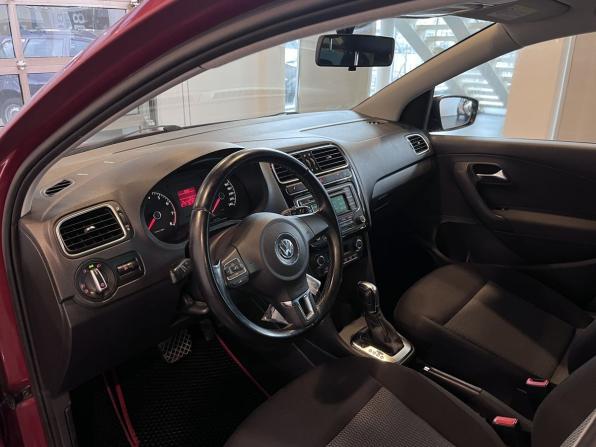 Volkswagen Polo V с пробегом 2014 года, цена 1 133 000 рублей, 104302 км, седан, Автокод Объявления