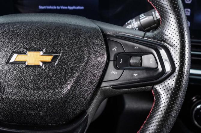 Chevrolet Trax II с пробегом 2023 года, цена 2 199 000 рублей, 80756 км, внедорожник, Автокод Объявления