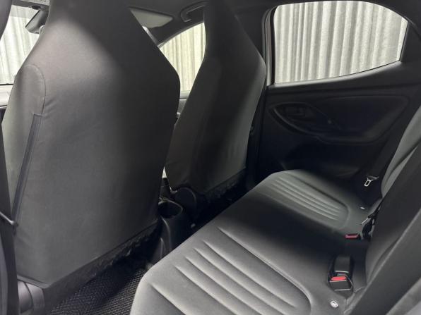 Toyota Yaris IV с пробегом 2020 года, цена 1 400 000 рублей, 65289 км, хэтчбек, Автокод Объявления