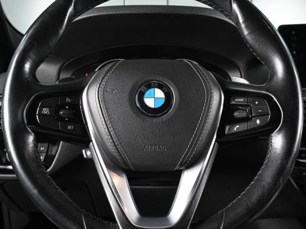BMW 5 серии VII (G30/G31/G38) с пробегом 2018 года, цена 2 769 000 рублей, 237015 км, седан, Автокод Объявления