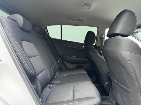 Kia Sportage IV Рестайлинг с пробегом 2021 года, цена 2 650 000 рублей, 59028 км, внедорожник, Автокод Объявления