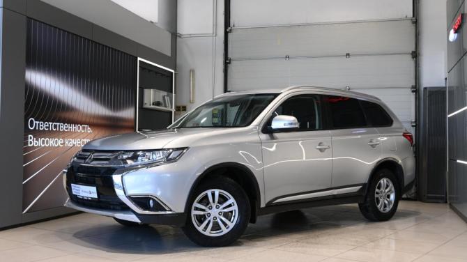 Mitsubishi Outlander III Рестайлинг 2 с пробегом 2016 года, цена 1 625 000 рублей, 136000 км, внедорожник, Автокод Объявления