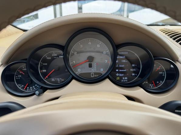 Porsche Cayenne II (958) с пробегом 2010 года, цена 1 920 000 рублей, 367762 км, внедорожник, Автокод Объявления