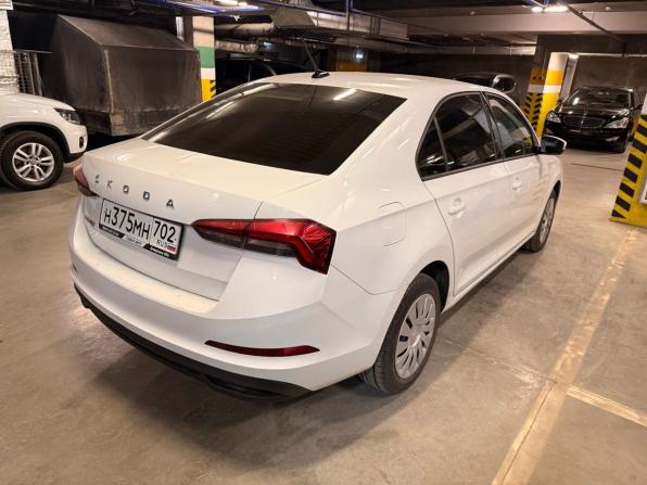 Skoda Rapid II с пробегом 2021 года, цена 1 749 000 рублей, 87000 км, лифтбек, Автокод Объявления