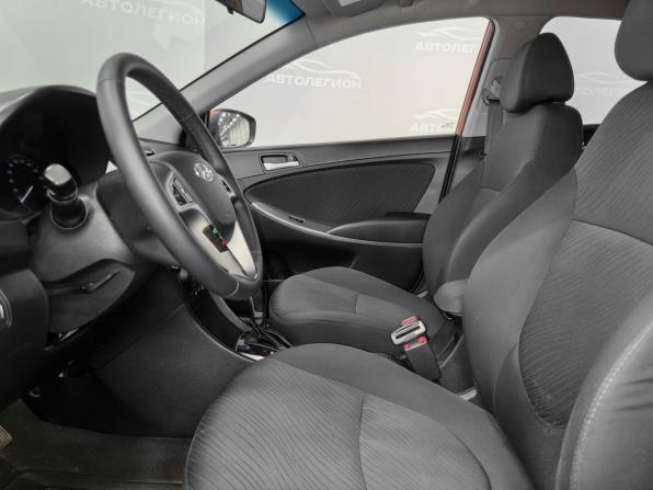 Hyundai Solaris I Рестайлинг с пробегом 2015 года, цена 1 050 000 рублей, 178171 км, седан, Автокод Объявления
