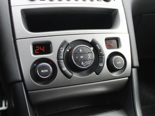 Peugeot 408 I с пробегом 2013 года, цена 639 000 рублей, 147131 км, седан, Автокод Объявления