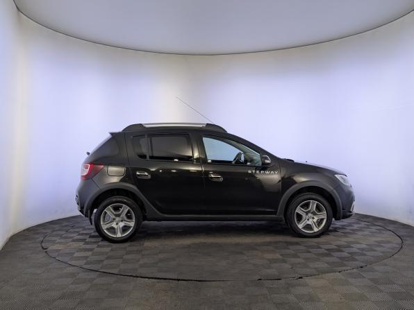 Renault Sandero II Рестайлинг с пробегом 2019 года, цена 1 100 000 рублей, 143318 км, хэтчбек, Автокод Объявления