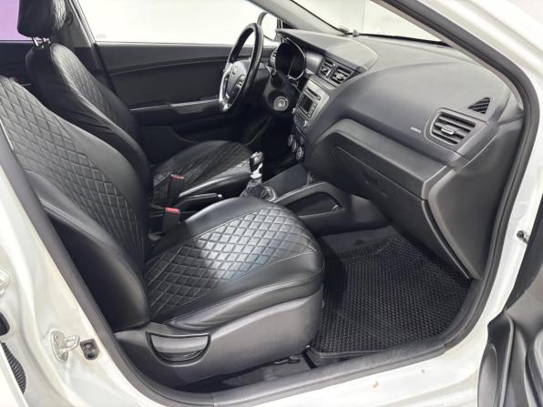 Kia Rio III Рестайлинг с пробегом 2017 года, цена 1 135 000 рублей, 134630 км, седан, Автокод Объявления