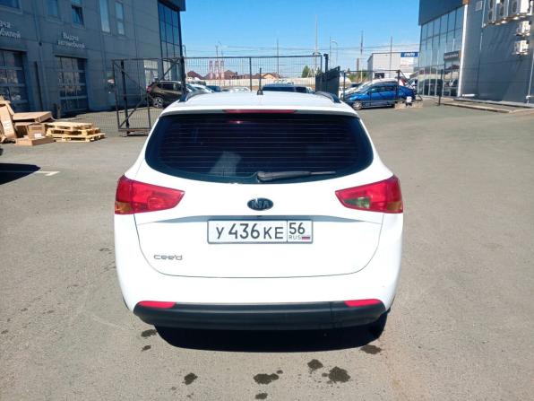Kia Ceed II с пробегом 2013 года, цена 870 000 рублей, 202000 км, универсал, Автокод Объявления