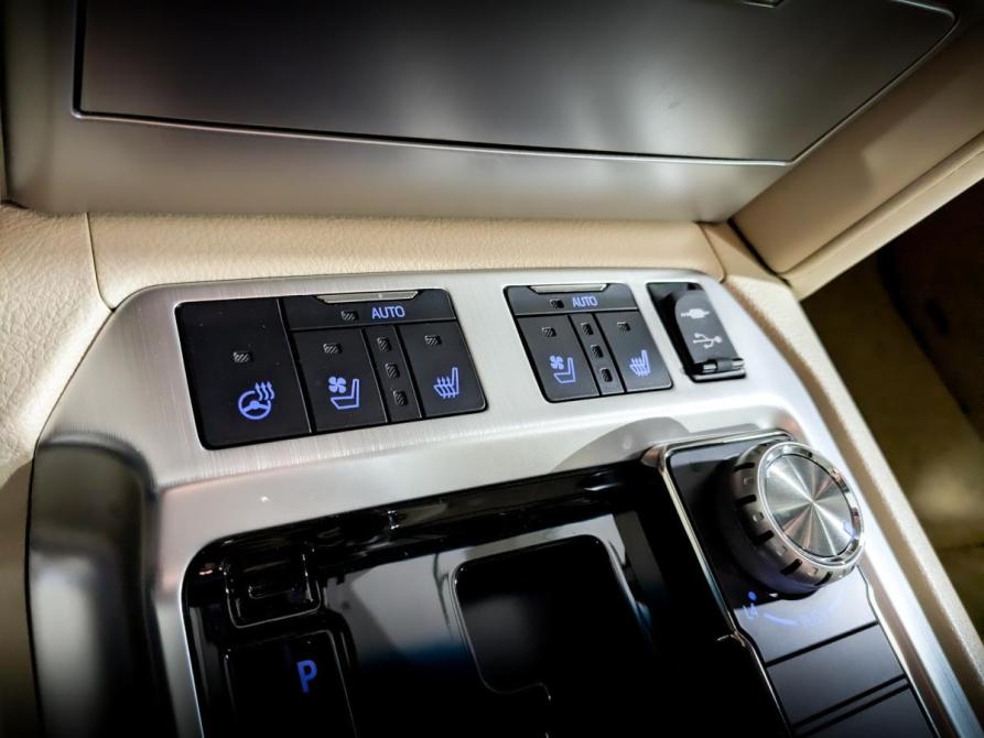Toyota Land Cruiser 200 Series Рестайлинг 2 Химки  - изображение 27