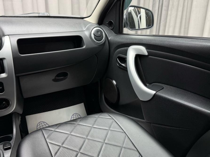 Renault Logan I Рестайлинг Ижевск  - изображение 12
