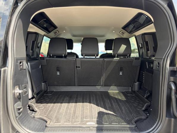 Land Rover Defender II с пробегом 2020 года, цена 4 250 000 рублей, 121251 км, внедорожник, Автокод Объявления
