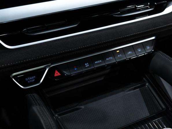 Geely Monjaro I с пробегом 2024 года, цена 3 570 000 рублей, 33156 км, внедорожник, Автокод Объявления