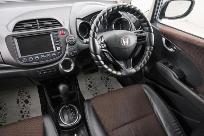 Honda Fit Shuttle I с пробегом 2012 года, цена 1 129 000 рублей, 183300 км, универсал, Автокод Объявления
