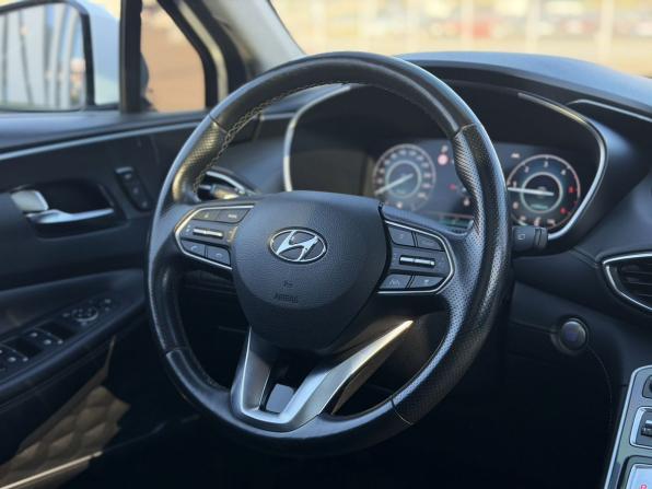 Hyundai Santa Fe IV Рестайлинг с пробегом 2021 года, цена 3 720 000 рублей, 107542 км, внедорожник, Автокод Объявления
