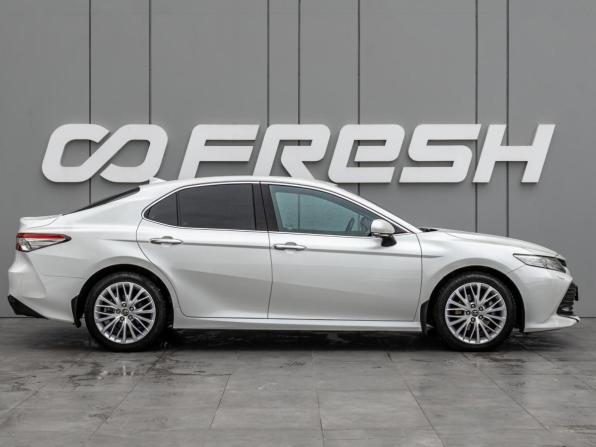 Toyota Camry VIII (XV70) с пробегом 2019 года, цена 3 040 000 рублей, 88353 км, седан, Автокод Объявления