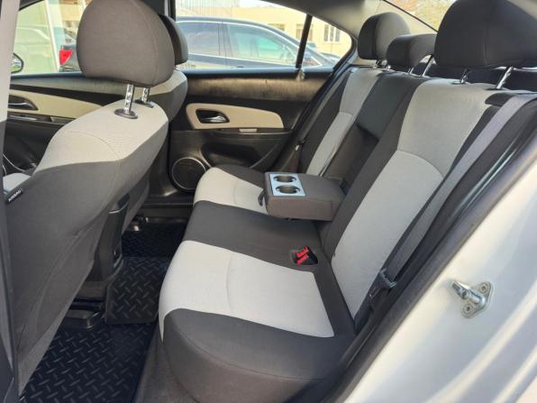 Chevrolet Cruze I Рестайлинг с пробегом 2013 года, цена 675 000 рублей, 225363 км, седан, Автокод Объявления