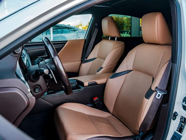 Lexus ES VII с пробегом 2021 года, цена 3 450 000 рублей, 263663 км, седан, Автокод Объявления