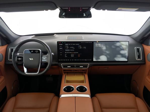 Li Auto (Lixiang) L7 I с пробегом 2024 года, цена 5 850 000 рублей, 43260 км, внедорожник, Автокод Объявления