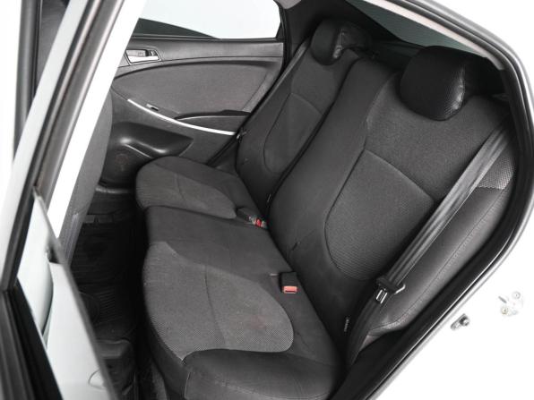 Hyundai Solaris I с пробегом 2013 года, цена 889 000 рублей, 153754 км, седан, Автокод Объявления