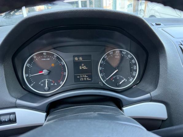 Skoda Octavia II (A5) Рестайлинг с пробегом 2011 года, цена 770 000 рублей, 231916 км, лифтбек, Автокод Объявления