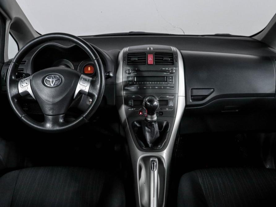 Toyota Auris I Москва  - изображение 13