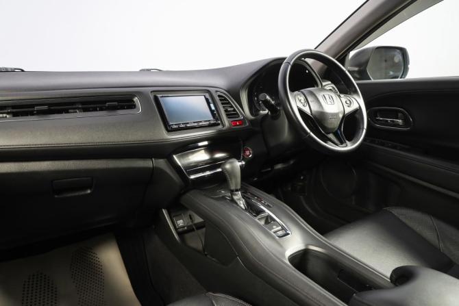 Honda Vezel I с пробегом 2014 года, цена 1 629 000 рублей, 128501 км, внедорожник, Автокод Объявления