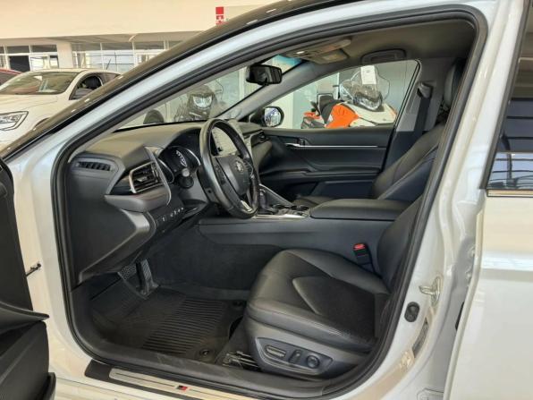 Toyota Camry VIII (XV70) Рестайлинг с пробегом 2021 года, цена 3 350 000 рублей, 61922 км, седан, Автокод Объявления