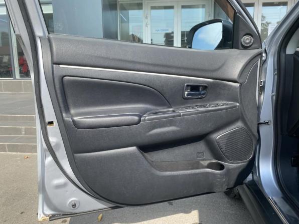 Mitsubishi ASX I с пробегом 2011 года, цена 885 000 рублей, 283000 км, внедорожник, Автокод Объявления