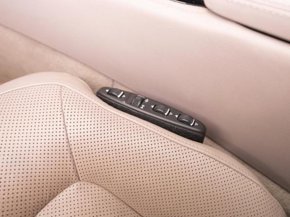 Mercedes-Benz CLS II (C218) Рестайлинг с пробегом 2015 года, цена 3 150 000 рублей, 113100 км, седан, Автокод Объявления