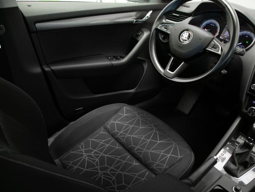 Skoda Octavia III (A7) Рестайлинг Москва  - изображение 18