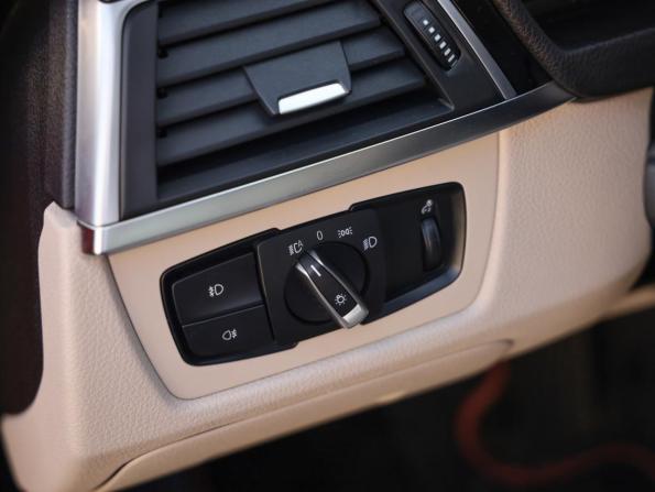 BMW 3 серии VI (F3x) Рестайлинг с пробегом 2016 года, цена 2 199 000 рублей, 152287 км, седан, Автокод Объявления