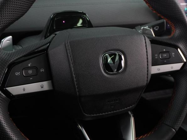 Changan UNI-V I с пробегом 2024 года, цена 2 199 000 рублей, 49531 км, лифтбек, Автокод Объявления