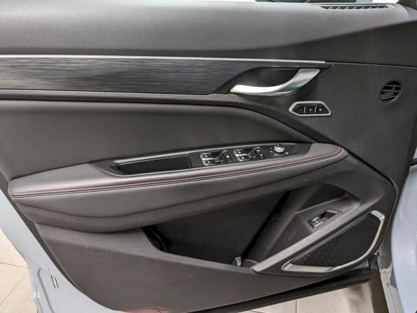 Geely Tugella I с пробегом 2022 года, цена 2 690 000 рублей, 66869 км, внедорожник, Автокод Объявления