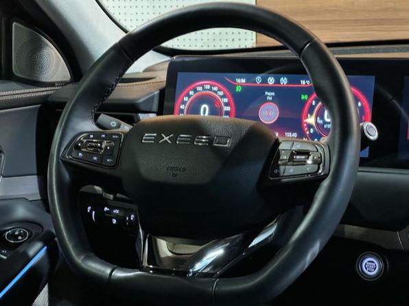 Exeed TXL I Рестайлинг с пробегом 2023 года, цена 2 599 990 рублей, 13854 км, внедорожник, Автокод Объявления