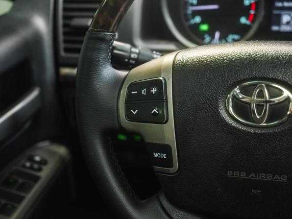 Toyota Land Cruiser 200 Series с пробегом 2011 года, цена 3 499 000 рублей, 259000 км, внедорожник, Автокод Объявления