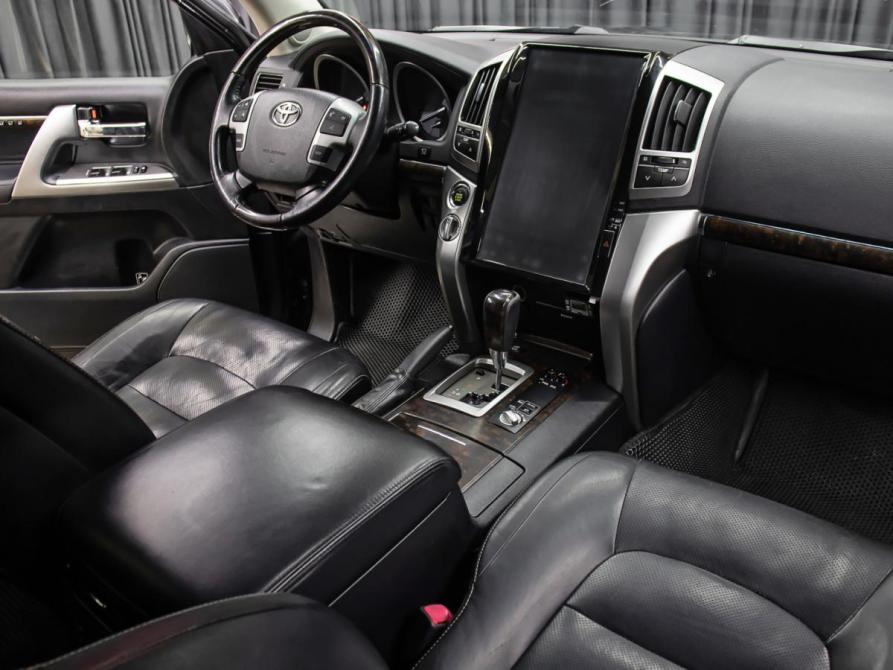 Toyota Land Cruiser 200 Series Рестайлинг 1 Москва  - изображение 11