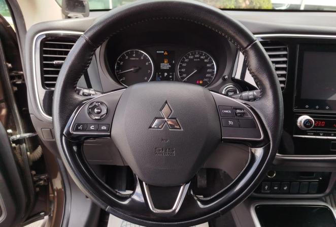Mitsubishi Outlander III Рестайлинг 3 с пробегом 2021 года, цена 2 430 000 рублей, 169384 км, внедорожник, Автокод Объявления