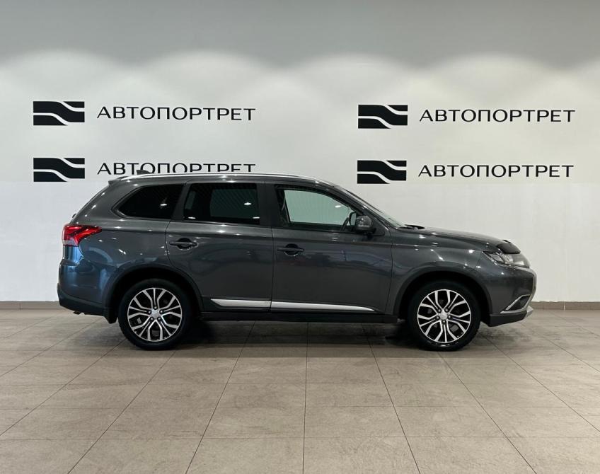 Mitsubishi Outlander III Рестайлинг 2 Санкт-Петербург  - изображение 8