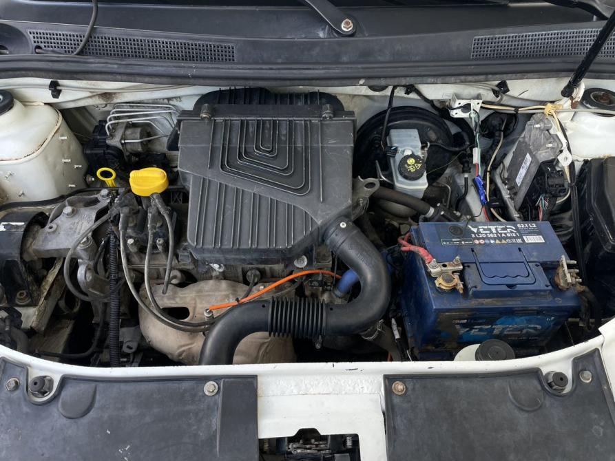 Renault Logan II Екатеринбург  - изображение 9