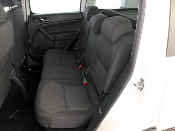 Skoda Yeti I Рестайлинг с пробегом 2015 года, цена 1 299 000 рублей, 112874 км, внедорожник, Автокод Объявления