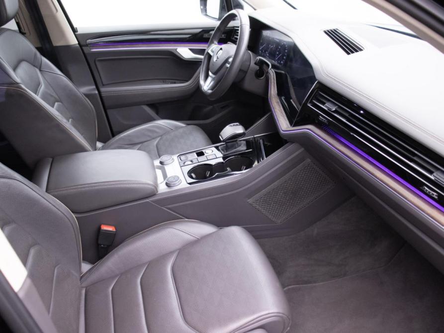 Volkswagen Touareg III Москва  - изображение 9
