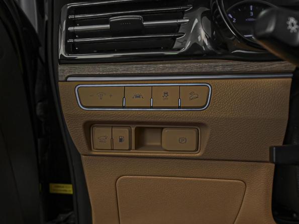 Kia Mohave I Рестайлинг 2 с пробегом 2019 года, цена 4 515 000 рублей, 116863 км, внедорожник, Автокод Объявления