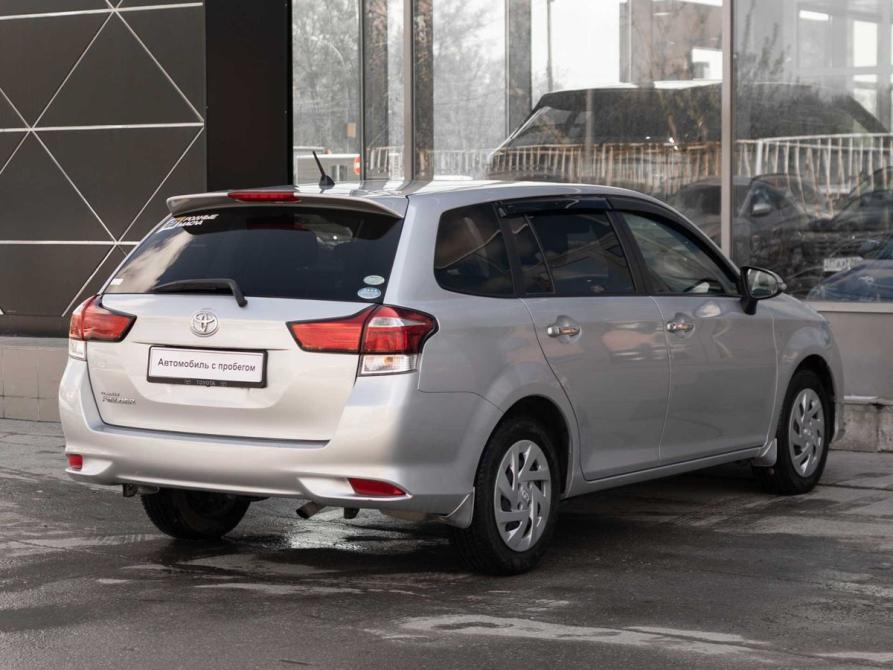 Toyota Corolla XI (E160 E170 E180) Рестайлинг 1 Новосибирск  - изображение 5