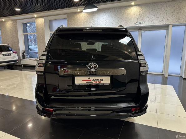 Toyota Land Cruiser Prado 150 Series Рестайлинг 3 с пробегом 2022 года, цена 10 650 000 рублей, 1992 км, внедорожник, Автокод Объявления