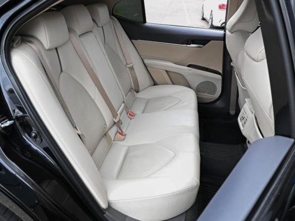 Toyota Camry VIII (XV70) Рестайлинг с пробегом 2021 года, цена 2 744 000 рублей, 115059 км, седан, Автокод Объявления