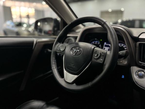 Toyota RAV4 IV (XA40) Рестайлинг с пробегом 2019 года, цена 3 590 000 рублей, 32905 км, внедорожник, Автокод Объявления
