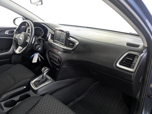 Kia Ceed III с пробегом 2019 года, цена 1 700 000 рублей, 108182 км, универсал, Автокод Объявления