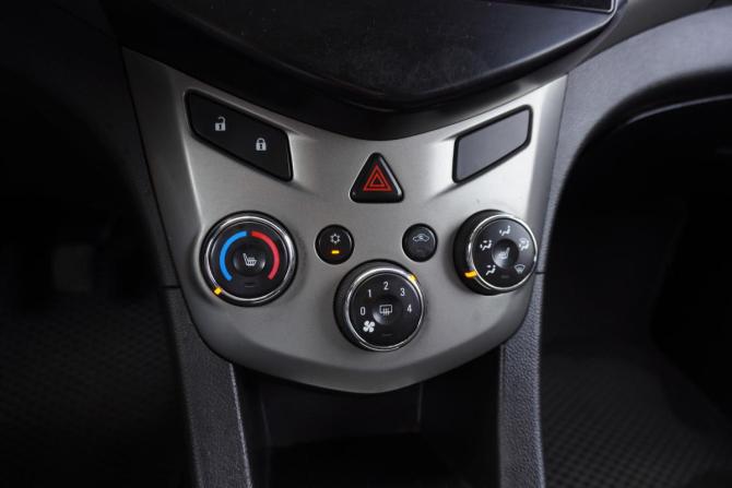 Chevrolet Aveo II с пробегом 2012 года, цена 490 000 рублей, 303155 км, седан, Автокод Объявления
